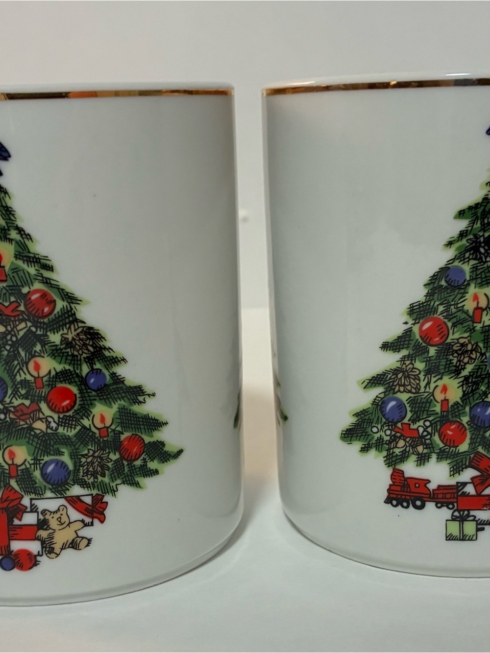Pair of White Christmas Tree Mugs with Gold Trim